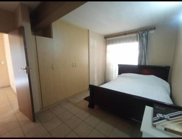 3 BEDROOM PROPERTY TO RENT IN KLOOFENDAL